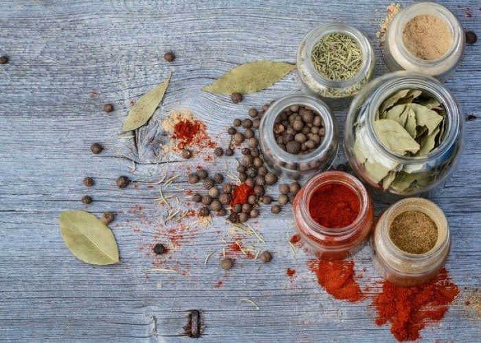 spices-2548490_640
